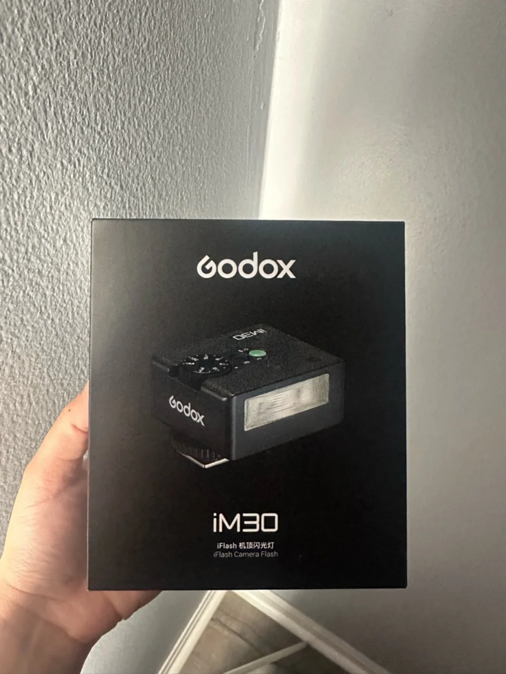 Godox iM30 Compact Camera Flash - Black